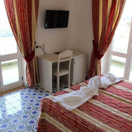 Hotel Al Bosco Forio  Екстер'єр фото