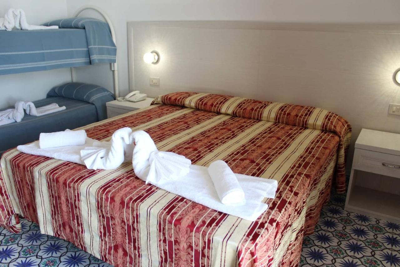 Hotel Al Bosco Forio  Екстер'єр фото