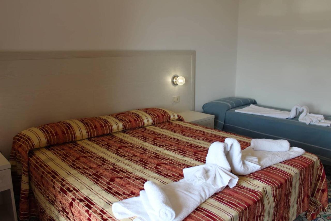 Hotel Al Bosco Forio  Екстер'єр фото