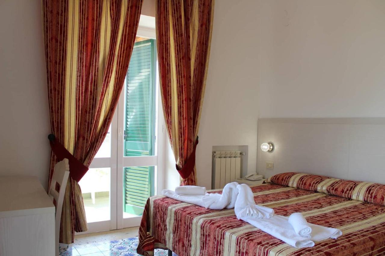 Hotel Al Bosco Forio  Екстер'єр фото